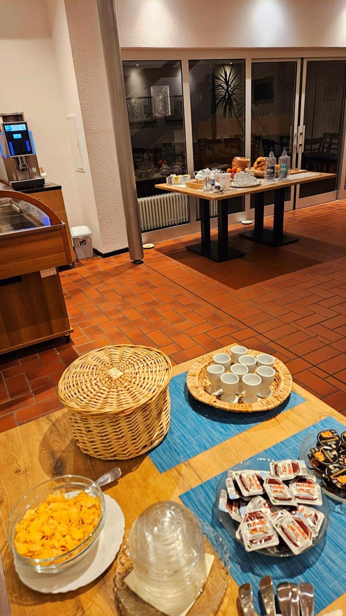Aparthotel Höper Oyten Buitenkant foto
